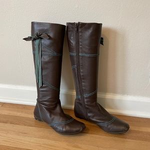Unique brown leather knee-hi boots, size 6.5